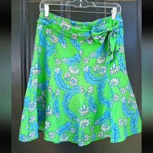 Lilly Pulitzer Women’s 100% Silk Skirt Green w/ Blue Floral Design Size 4
